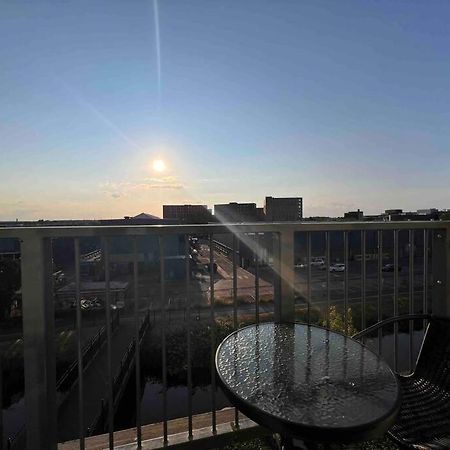 Apartamento Lincoln View Sleeps 4 Balcony Self Check-In Exterior foto