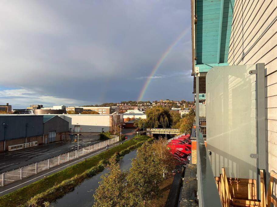 Apartamento Lincoln View Sleeps 4 Balcony Self Check-In Exterior foto