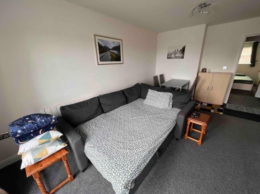 Apartamento Lincoln View Sleeps 4 Balcony Self Check-In Exterior foto